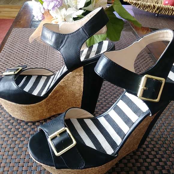 Charlotte Russo wedges E.U.C. - Picture 12 of 13